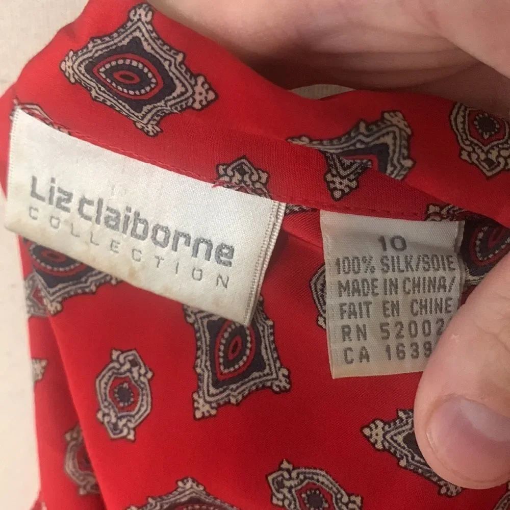 3for$20 button front blouse 10 - Picture 4 of 4